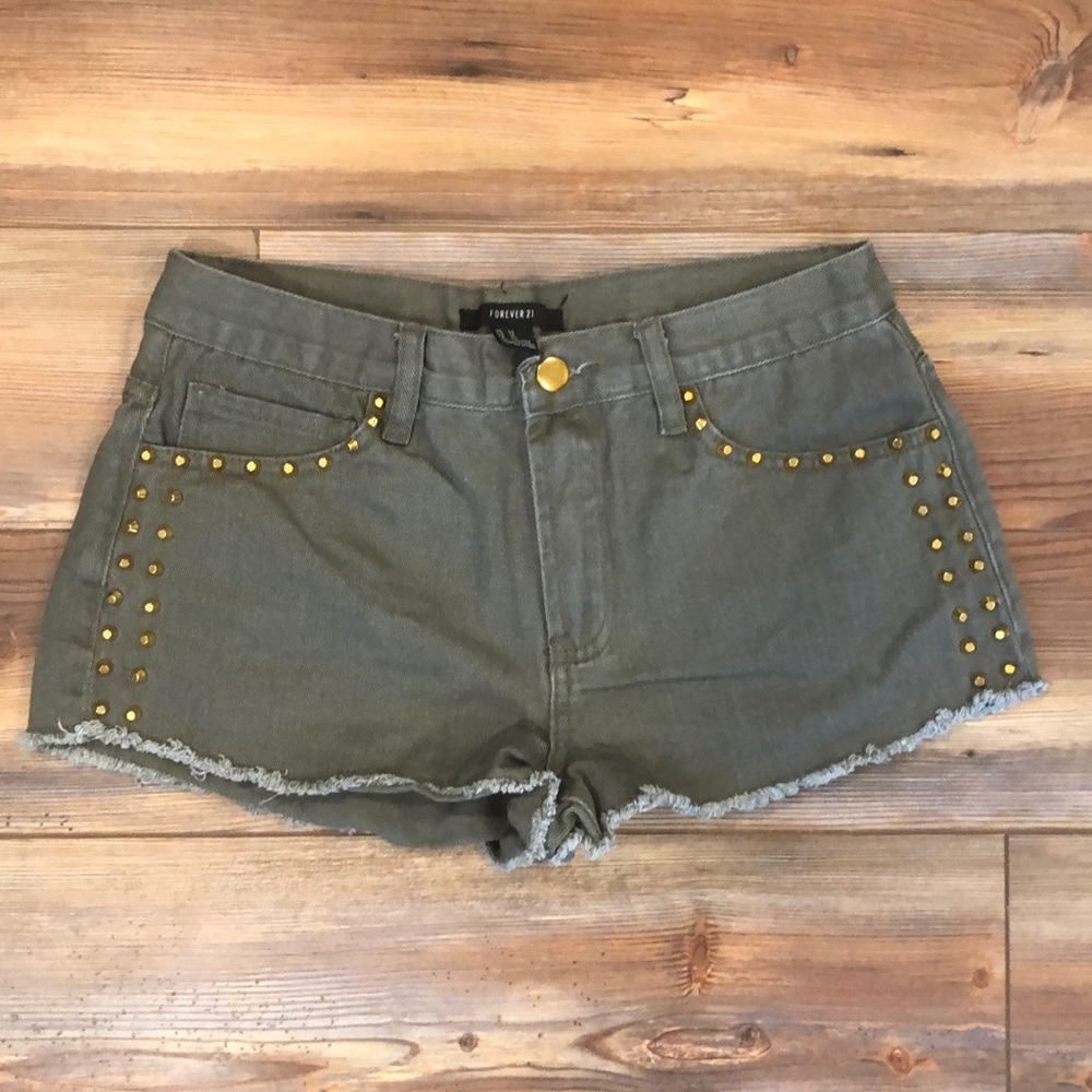 ✨5 for $25✨ Forever 21 Green/Gold Studded Shorts 27